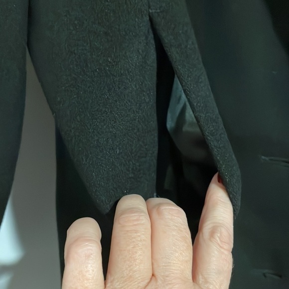 J.Crew Women’s black pea coat with Peter Pan collar Sz 4 soft wool w/satin lined - Picture 6 of 7